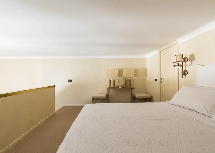Luxurious Loft Facing The Pantheon Hébergement de vacances *