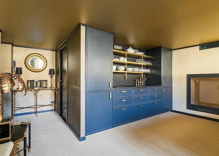 Luxurious Loft Facing The Pantheon *