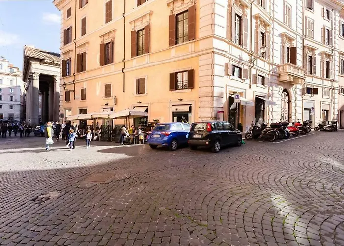 Luxurious Loft Facing The Pantheon Hébergement de vacances Rome