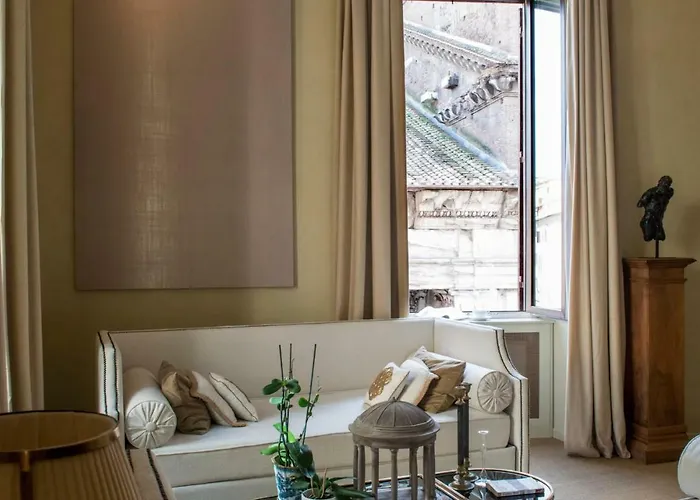 Luxurious Loft Facing The Pantheon Hébergement de vacances Rome