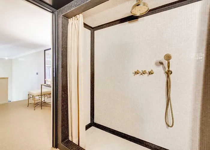 Luxurious Loft Facing The Pantheon Hébergement de vacances